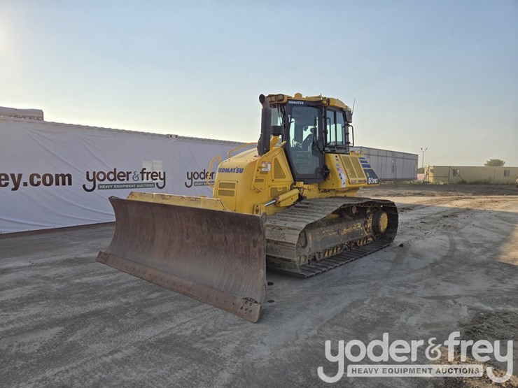 2023-komatsu-d61pxi-24-image-1