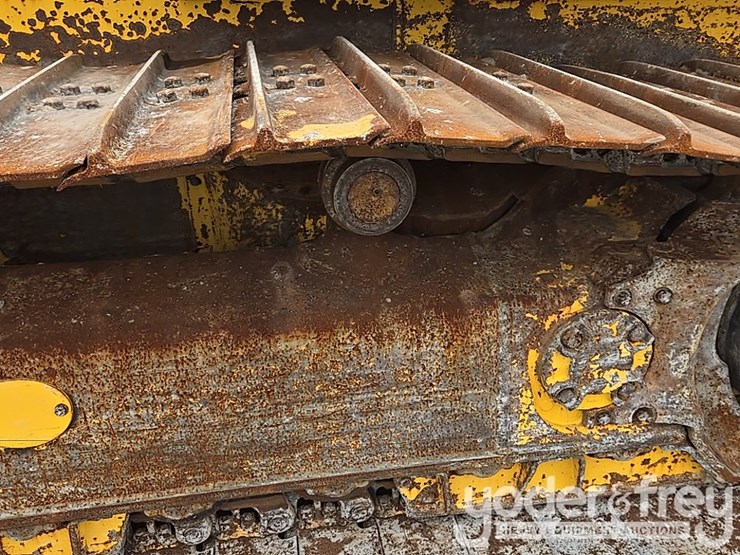 2020-komatsu-d61px-24-image-14