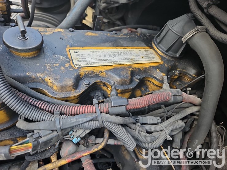 2004-caterpillar-3126-image-24