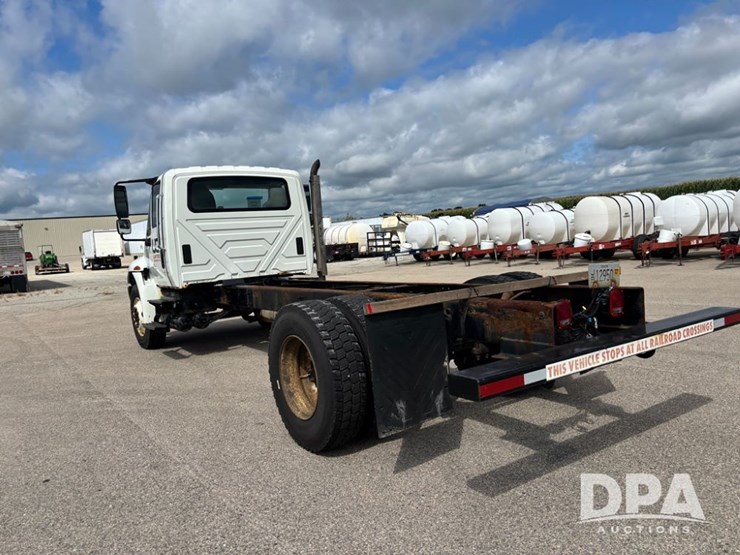 2007-international-durastar-4300-image-8