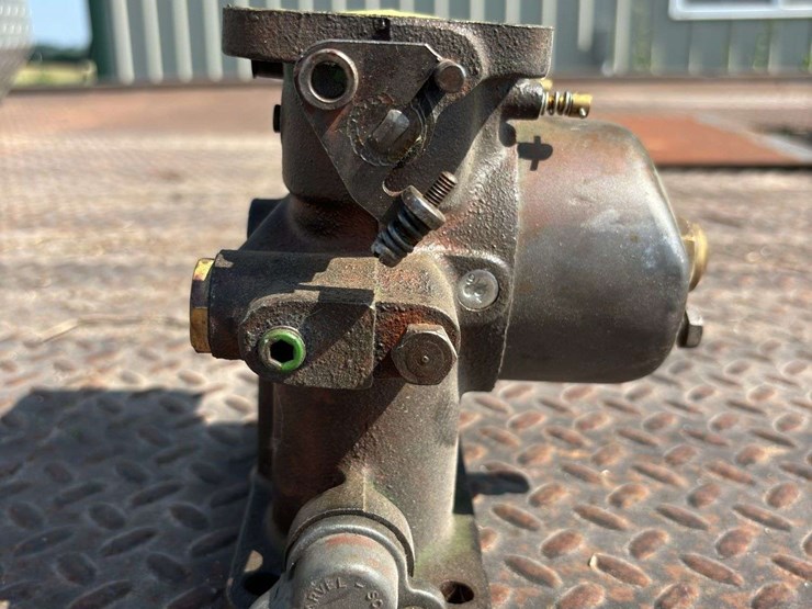 marvel-schebler-81-carburetor-image-8