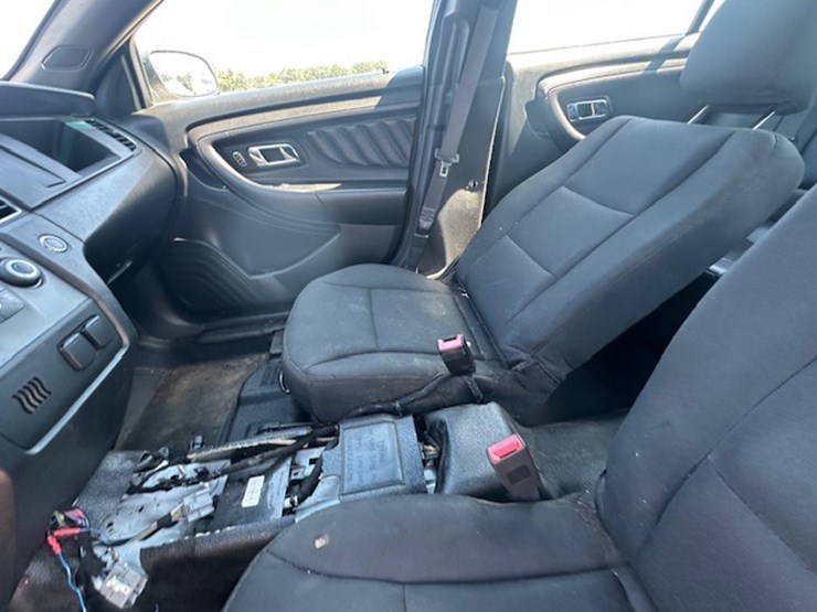 #23001-•-2017-ford-taurus-image-45