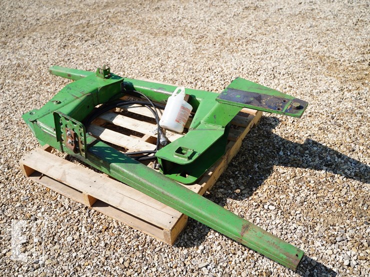 john-deere-245-image-8