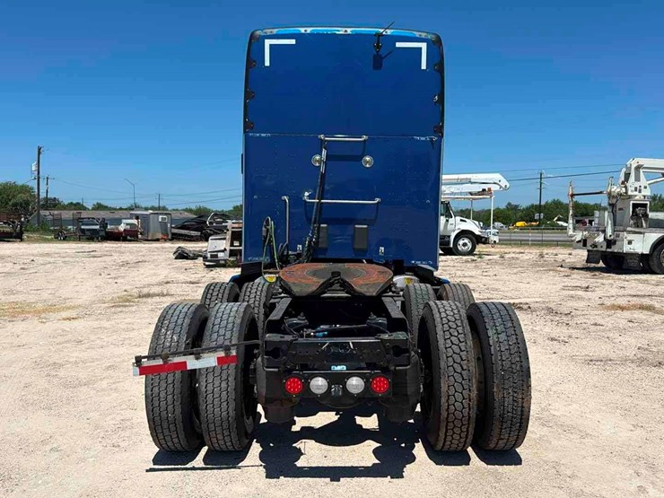 2020-kenworth-t680-image-5
