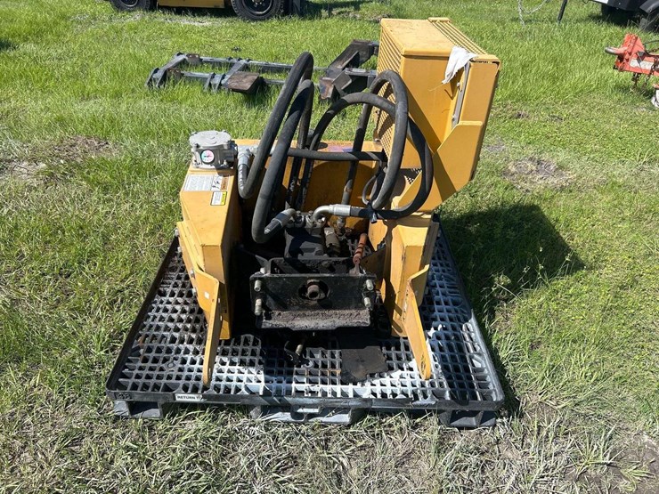 tiger-mower-hydraulic-tank-connection-image-6