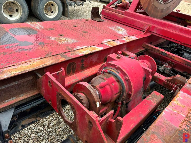 1999-mack-ch613-image-11