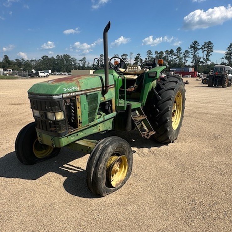 JOHN DEERE 6400