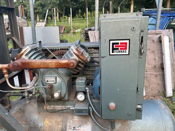 #138-•-ingersoll-rand-air-compressor-image-8