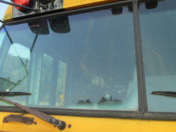 #18-•-#26806-•-1997-international-s/a-bus-1hvbdabk5vh469332-image-28
