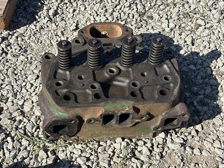 john-deere-model-70-gas-head-image-8