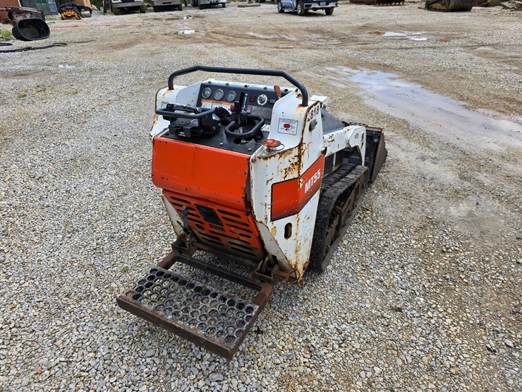 #16577-•-2016-bobcat-mt55-mini-skid-steer-image-12