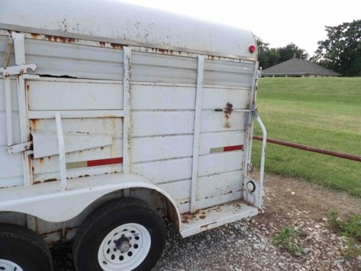 w-w-16'-livestock-trailer-image-5