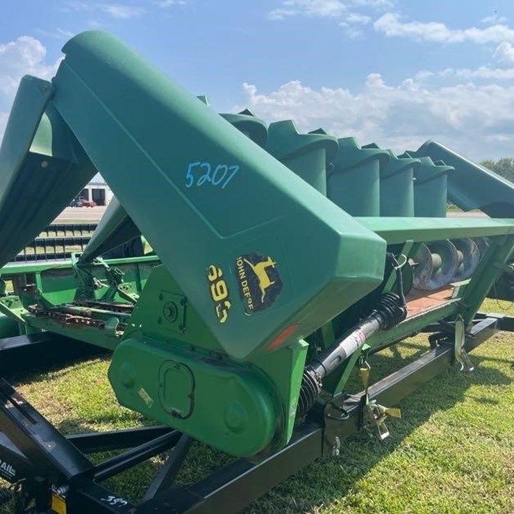 JOHN DEERE 693