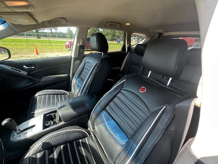 2009-nissan-murano-image-35