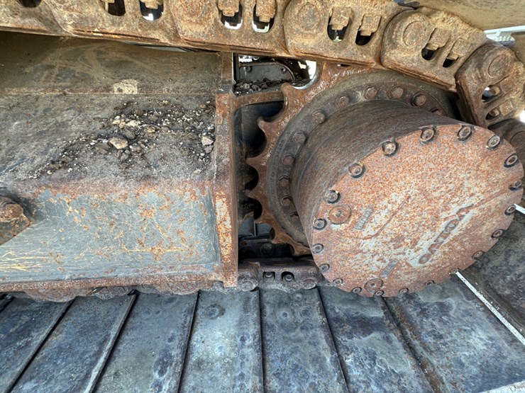 2013-volvo-ec220dl-image-9