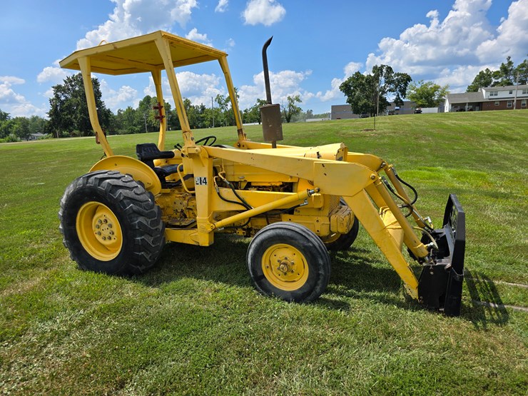 ford-tractor-image-32