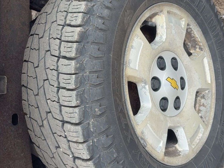 2011-chevrolet-silverado-image-7