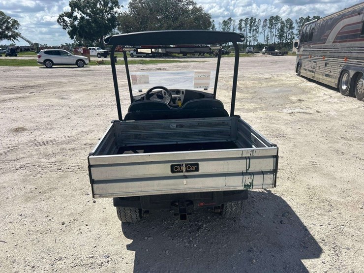2017-club-car-carryall-300-utility-cart-image-14