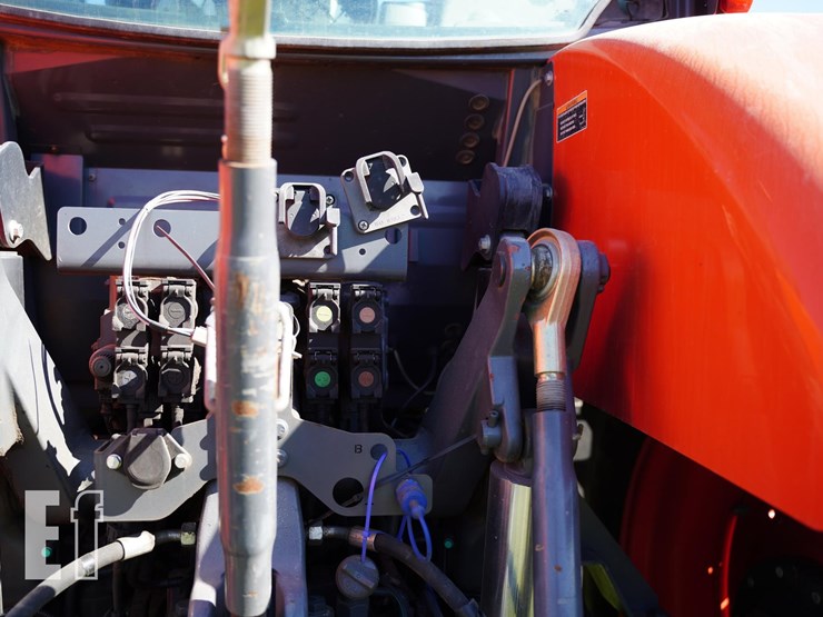 2018-kubota-m7-151-image-25