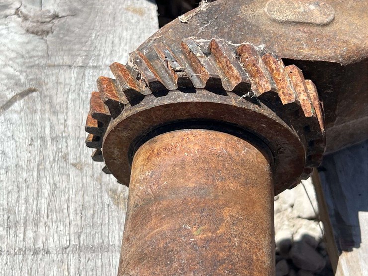 john-deere-model-a-crankshaft-image-14
