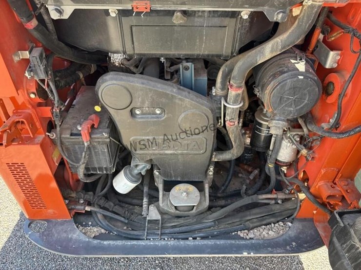 kubota-ssv65-image-9
