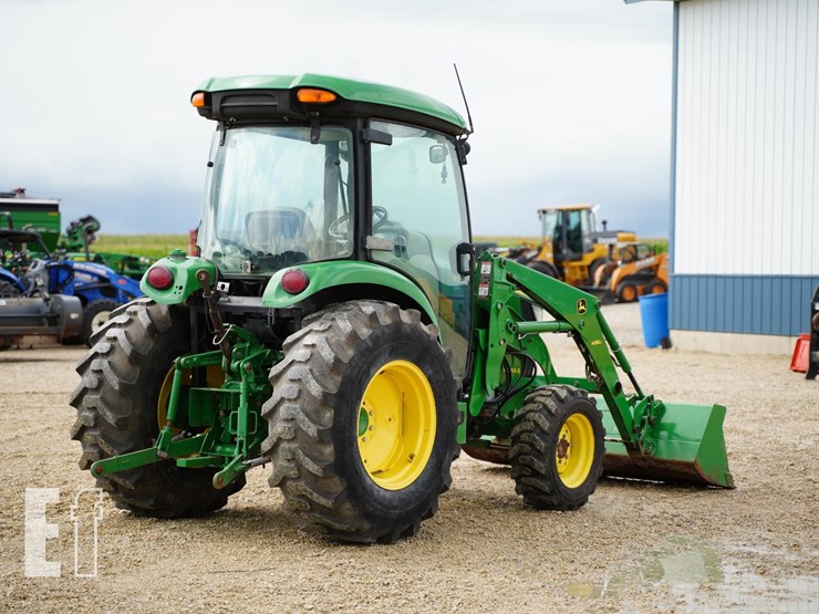 john-deere-4044r-image-5