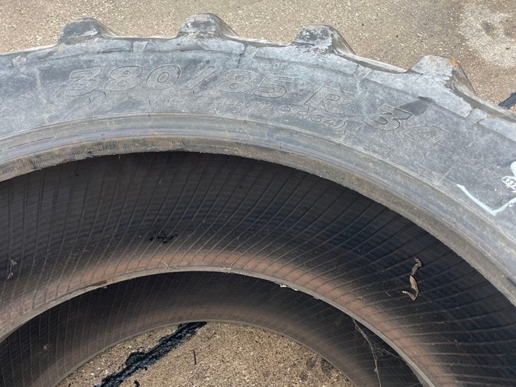 2-michelin-380/85r34-tractor-tires-image-6