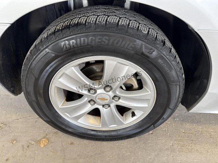 2016-chevrolet-impala-ls-sdn-image-8
