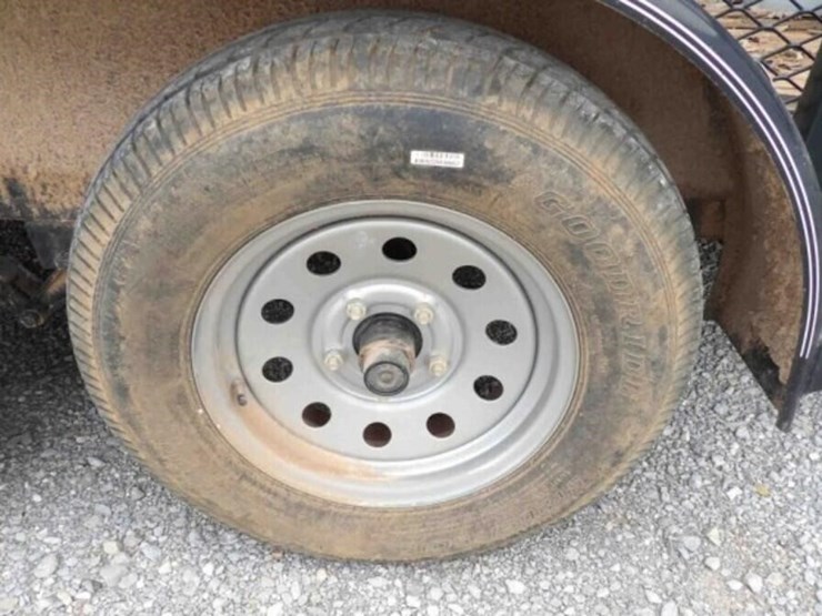 16'-texas-bragg-enclosed-trailer-image-21