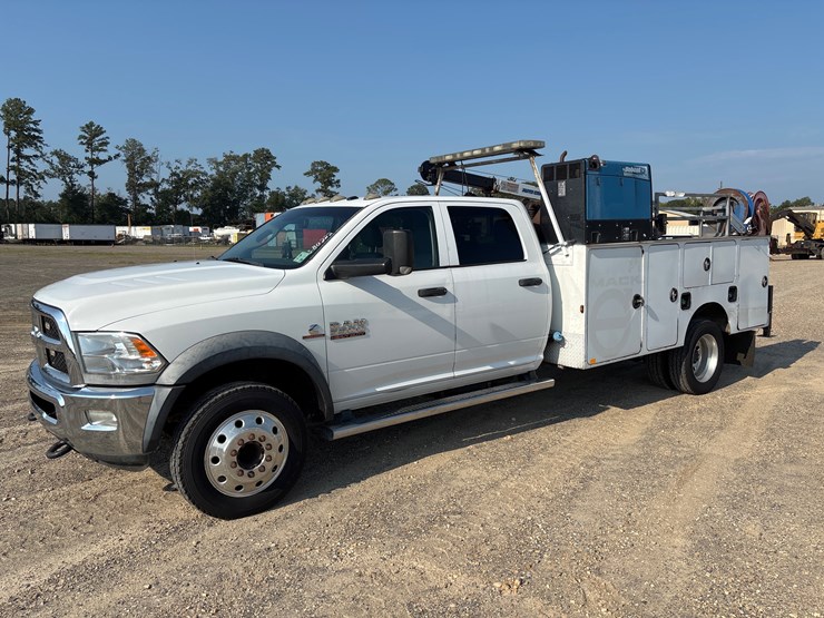 dodge-ram-5500-image-21