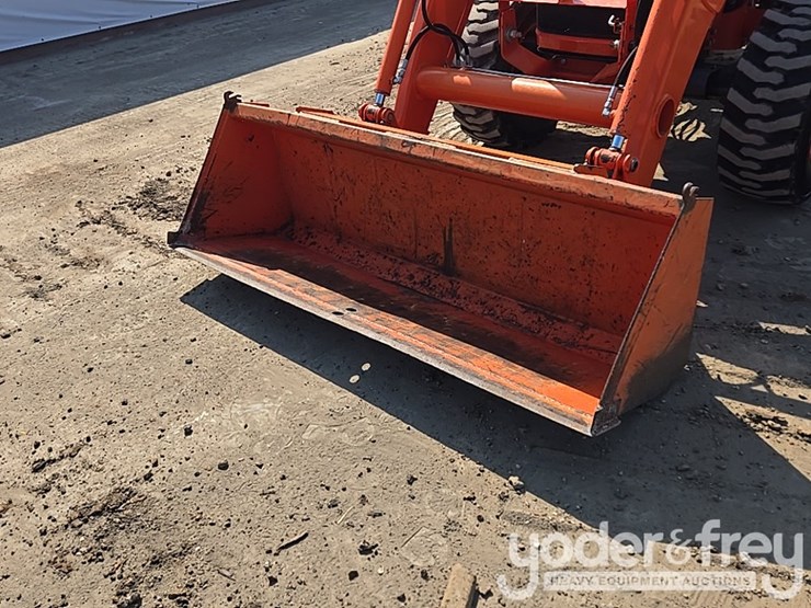 2017-kubota-mx5100-image-9