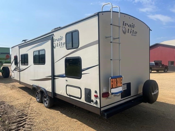 traill-lite-sport-camper-image-3