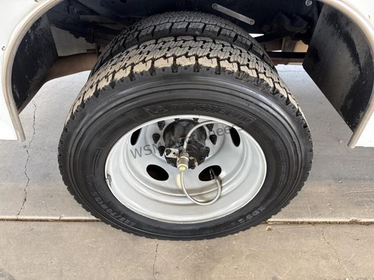 2016-ford-f450-image-8