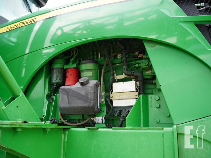2011-john-deere-4930-image-16