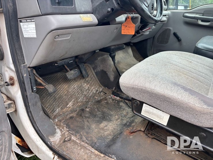 1999-ford-f350-image-41