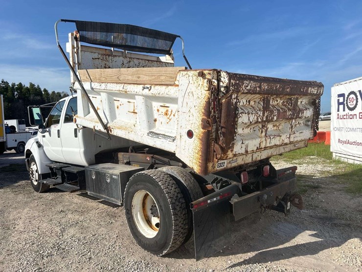 2005-ford-f750-image-4