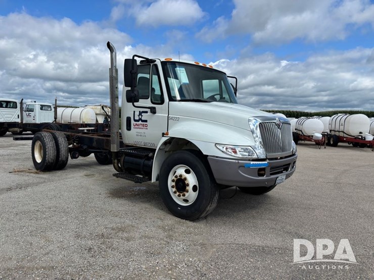 2007-international-durastar-4300-image-1