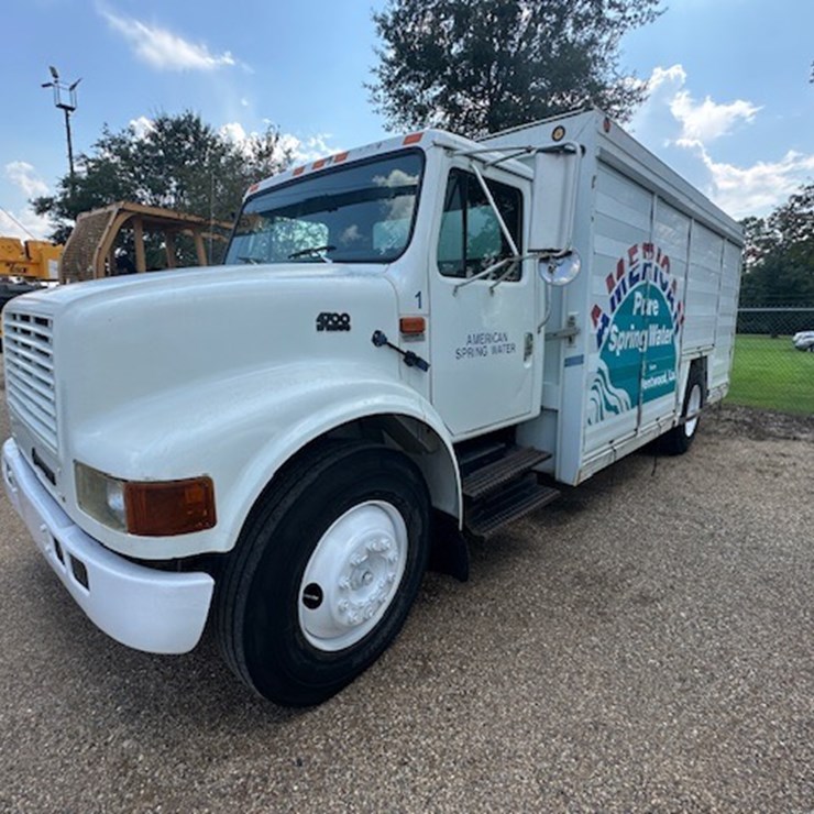 INTERNATIONAL 4700