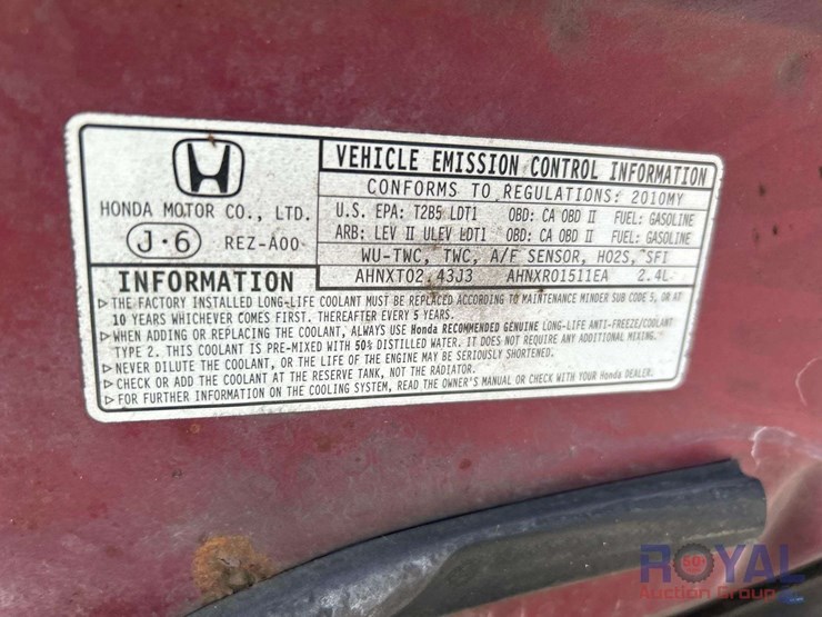 2010-honda-crv-image-10