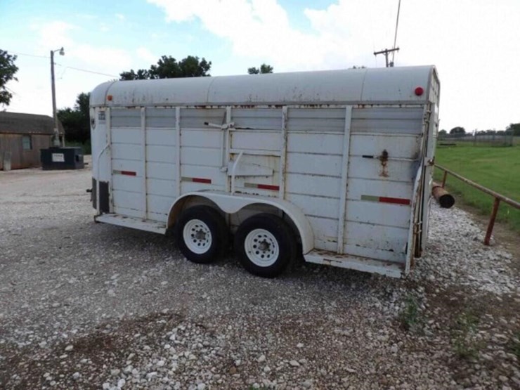 w-w-16'-livestock-trailer-image-2