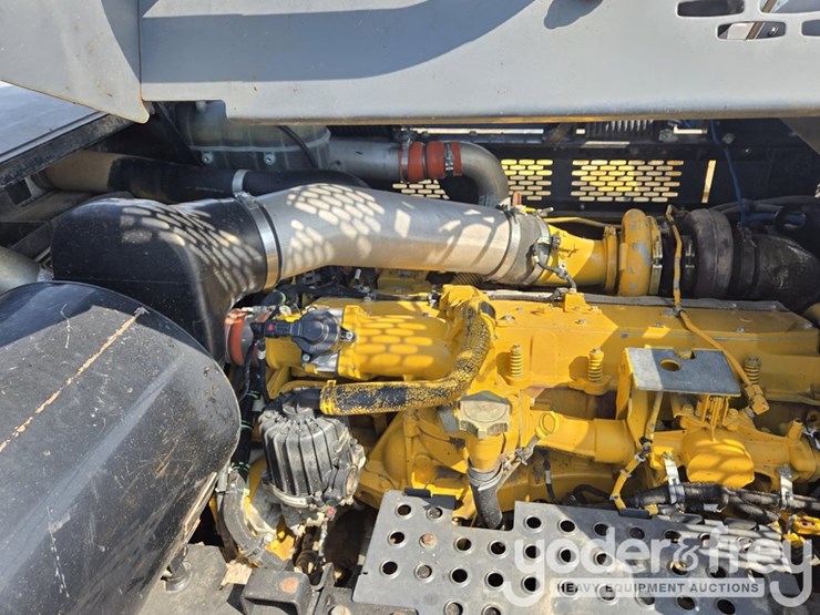 2018-john-deere-2018-image-56