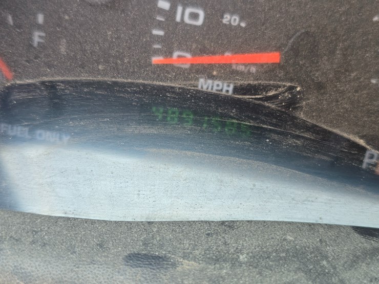 2004-ford-f550-image-50
