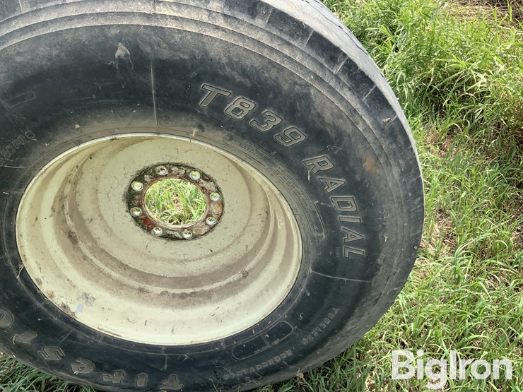 firestone-t839-radial-tire-&-rim-image-9