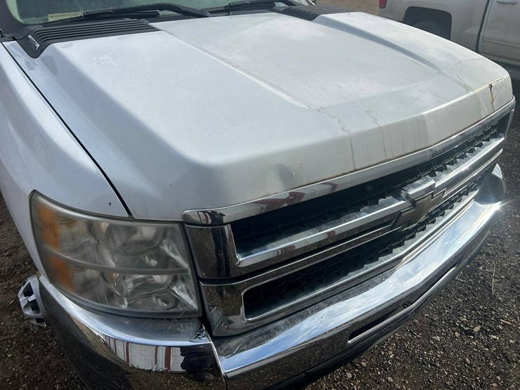 2009-chevrolet-silverado-3500hd-image-25