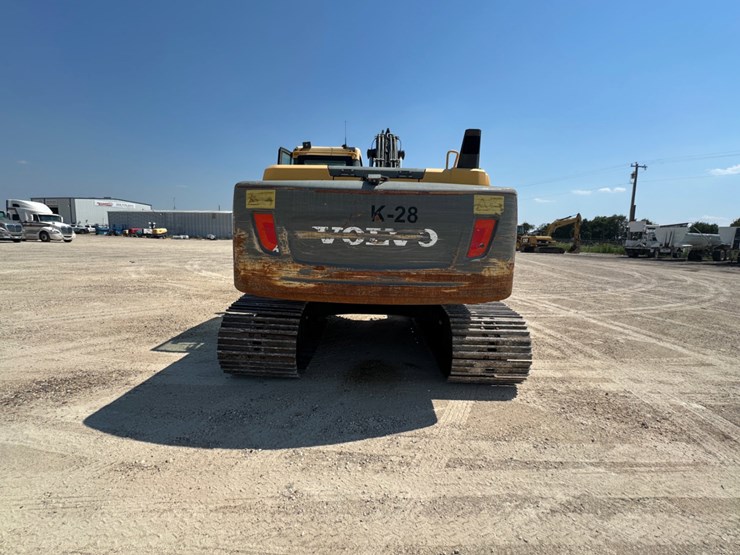 2013-volvo-ec220dl-image-6