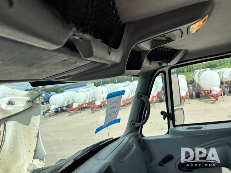 2007-international-durastar-4300-image-47