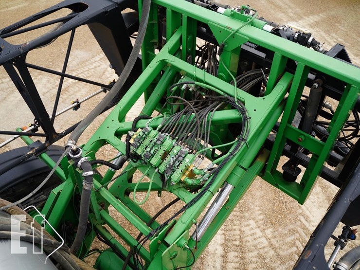 2011-john-deere-4930-image-39