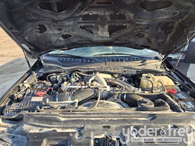 2022-ford-f350-xl-image-22