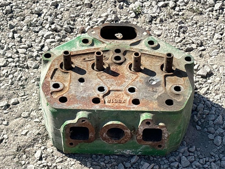 john-deere-model-g-head-image-8