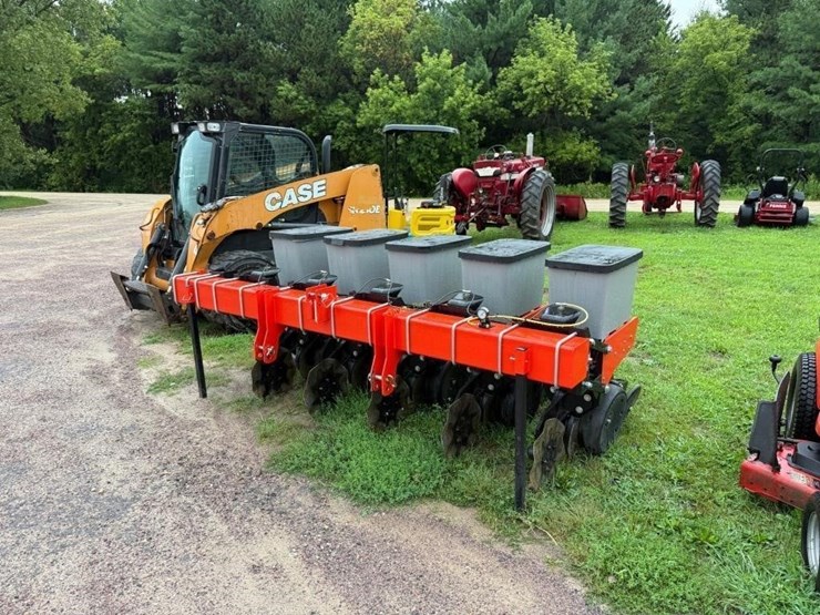 3pt-5-row-plot-planter-image-1